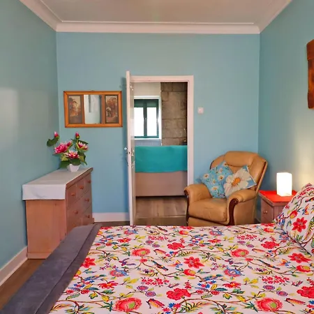 Luxurioeses Mit Kueche By Interhome